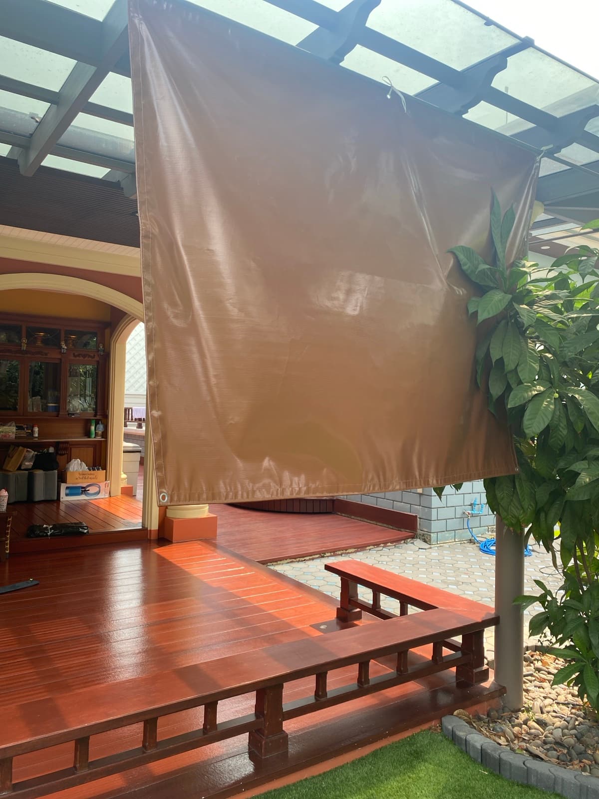 ติดตั้งกันสาด / ฝ้าเพดาน — Covertech