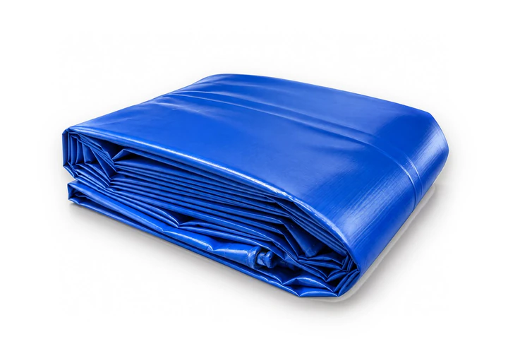 ผ้าใบ PVC ใยแก้ว Standard สีน้ำเงิน พับเรียบร้อย ถ่ายบนพื้นขาว